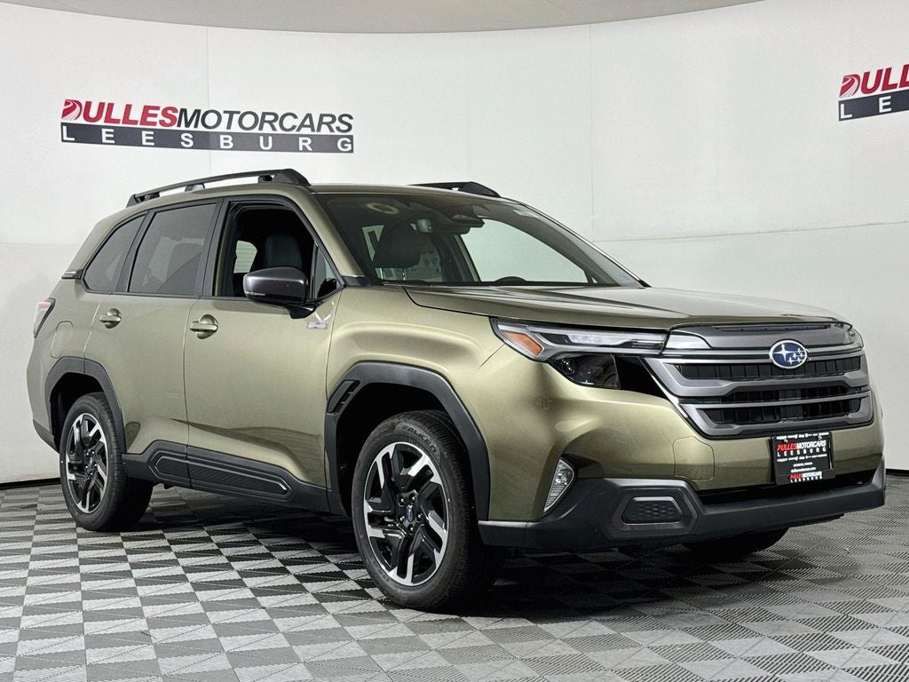 2026 Subaru Forester Limited Hybrid's photo