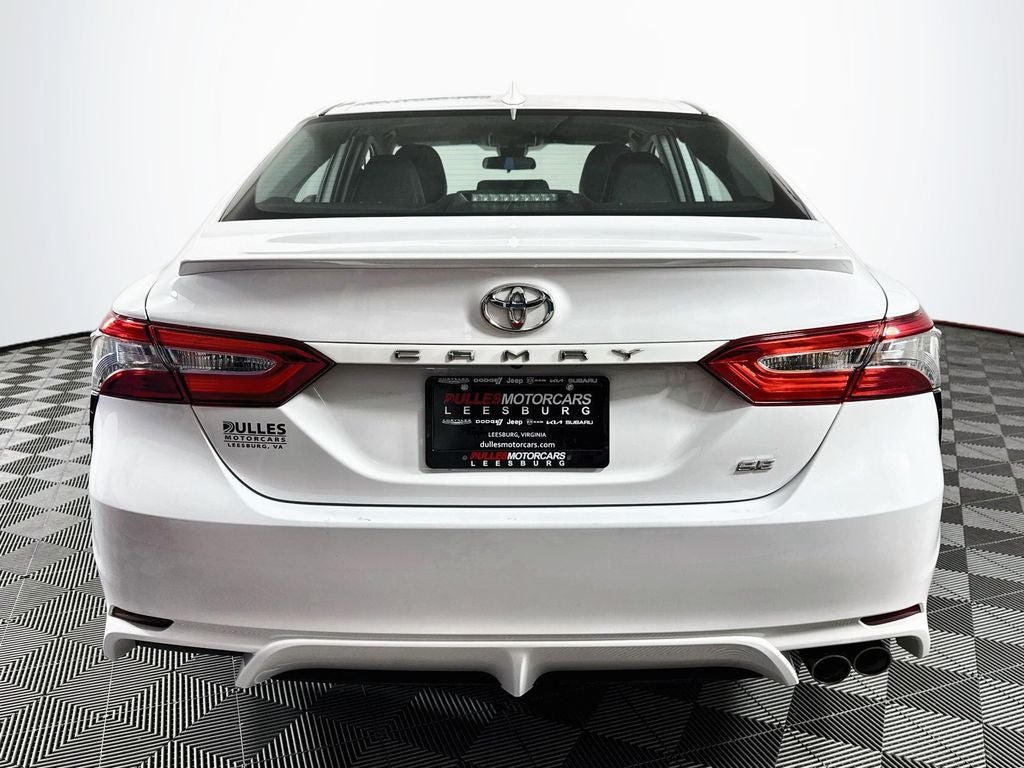2019 Toyota Camry SE