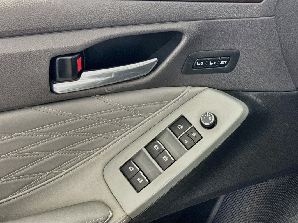 2020 Toyota Avalon Hybrid Limited Advanced Safety Package