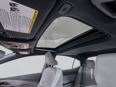 2025 Toyota Camry SE Convenience-Cold Weather Package