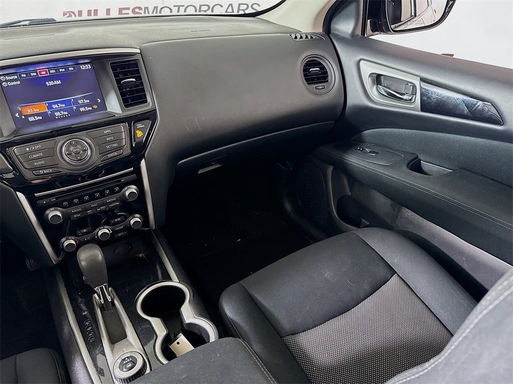 2017 Nissan Pathfinder S