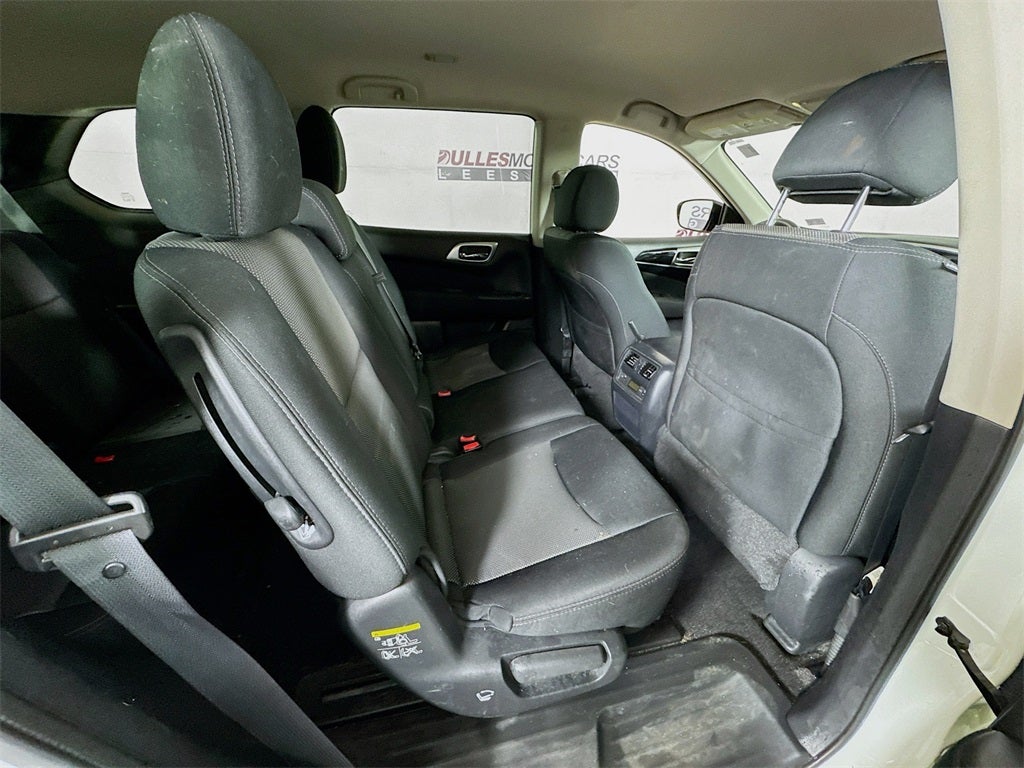 2017 Nissan Pathfinder S