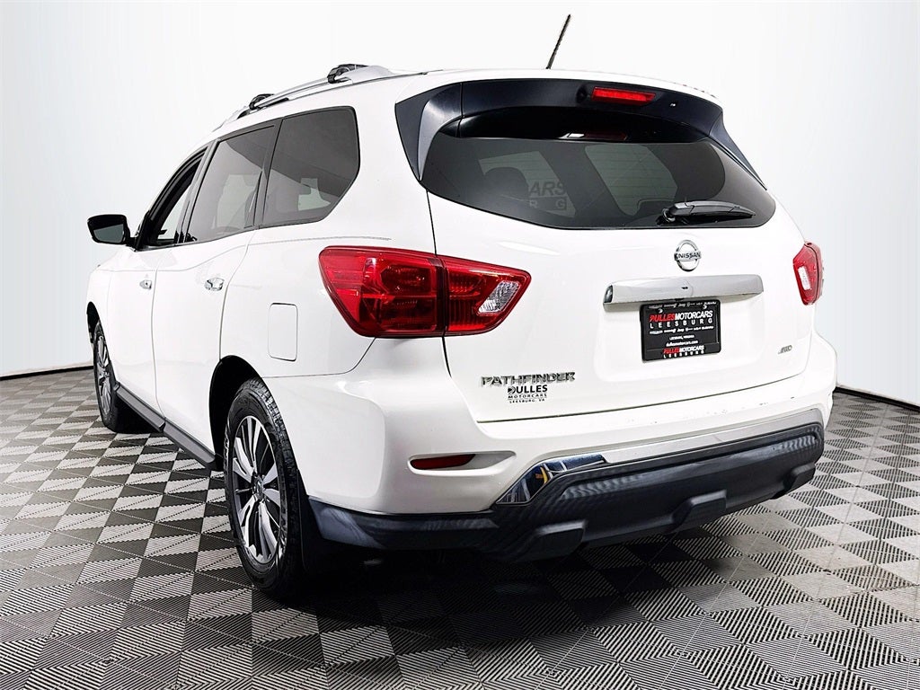 2017 Nissan Pathfinder S