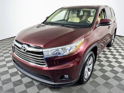 2015 Toyota Highlander LE Plus V6 AWD