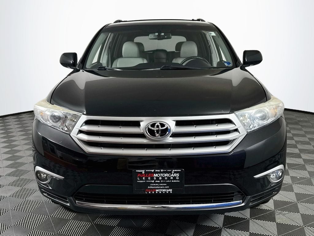 2013 Toyota Highlander Limited Preferred Owner's Portfolio