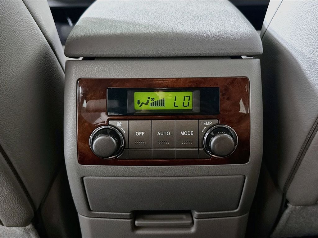 2013 Toyota Highlander Limited Preferred Owner's Portfolio