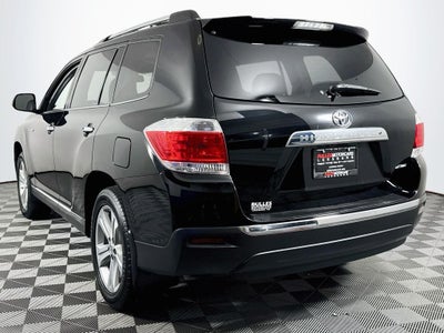 2013 Toyota Highlander Limited Preferred Owner's Portfolio