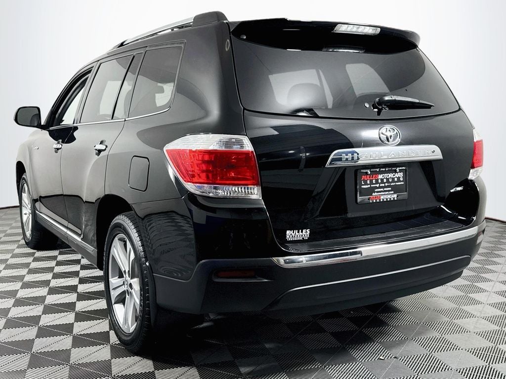 2013 Toyota Highlander Limited Preferred Owner's Portfolio