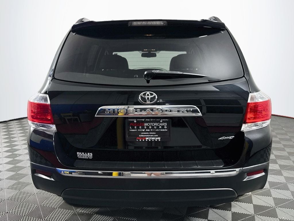 2013 Toyota Highlander Limited Preferred Owner's Portfolio
