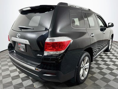 2013 Toyota Highlander Limited Preferred Owner's Portfolio