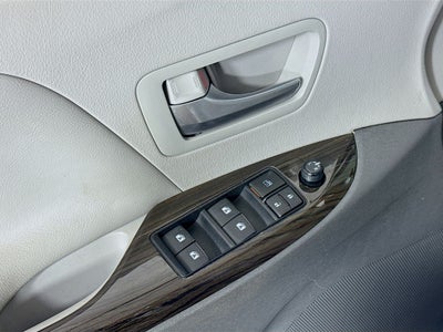 2017 Toyota Sienna XLE Premium 7 Passenger