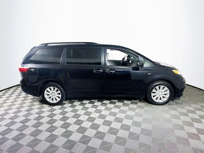 2017 Toyota Sienna XLE Premium 7 Passenger