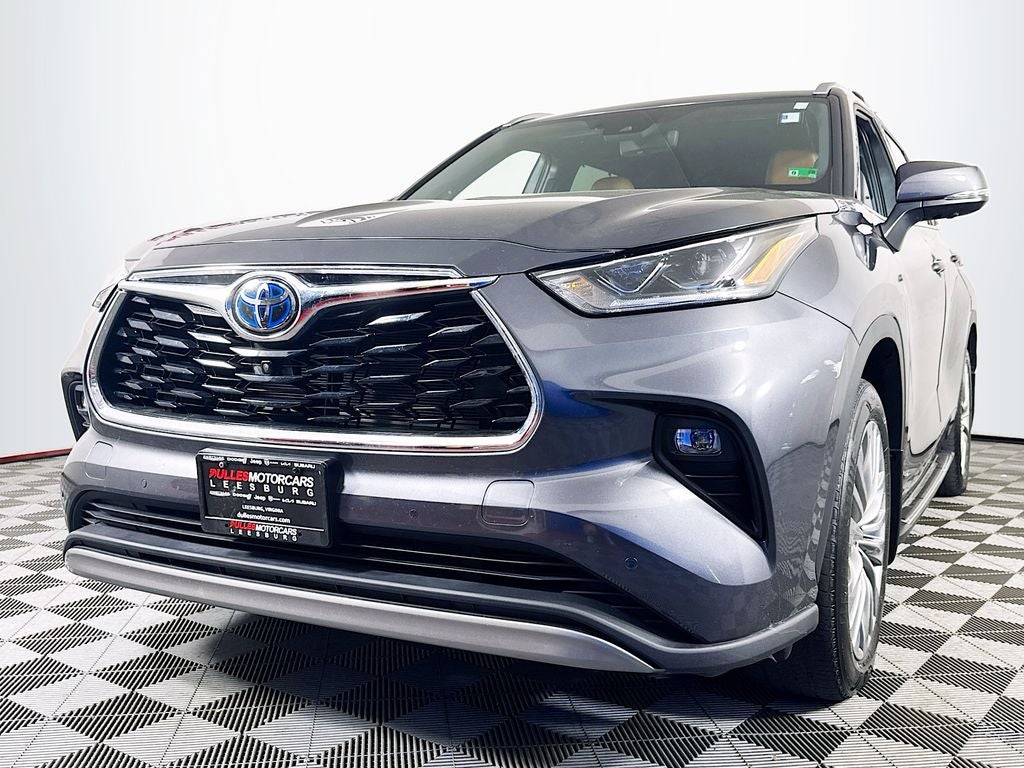 2023 Toyota Highlander Platinum