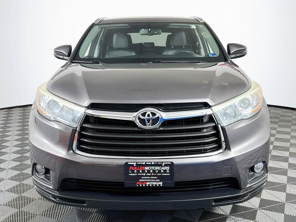2015 Toyota Highlander XLE V6 AWD Preferred Owner's Portfolio