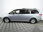 2014 Toyota Sienna LE 8 Passenger
