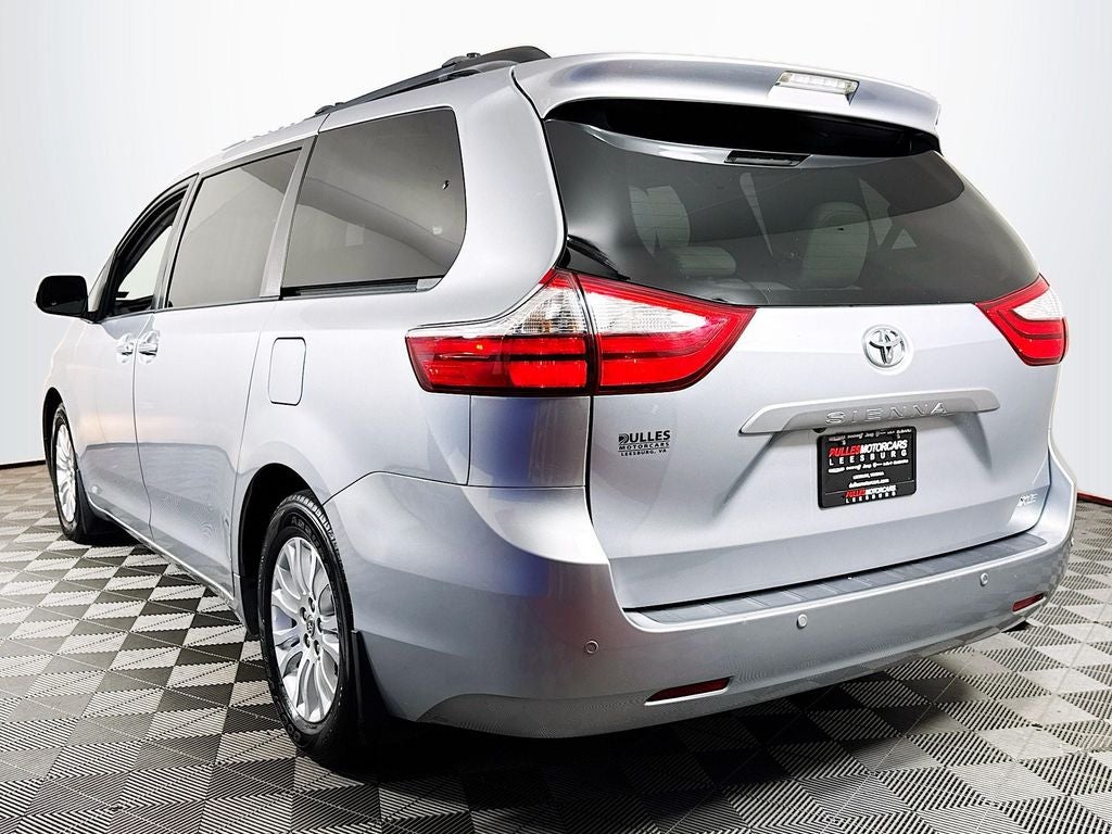 2015 Toyota Sienna XLE Premium 8 Passenger