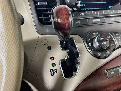 2011 Toyota Sienna XLE