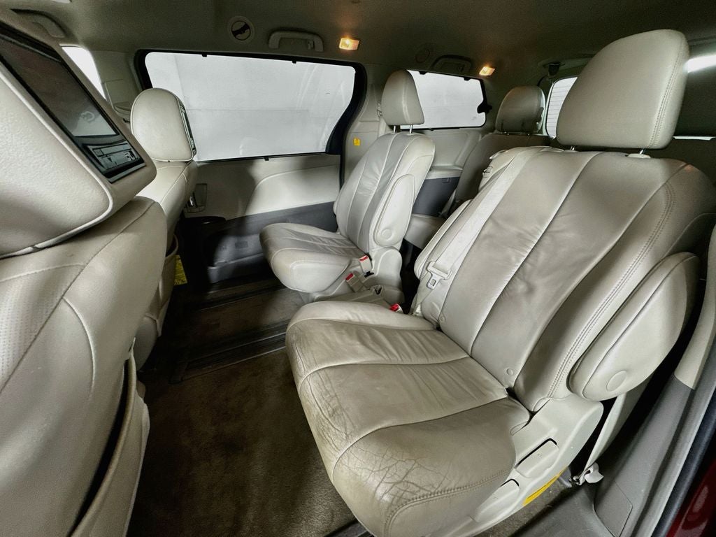 2011 Toyota Sienna XLE