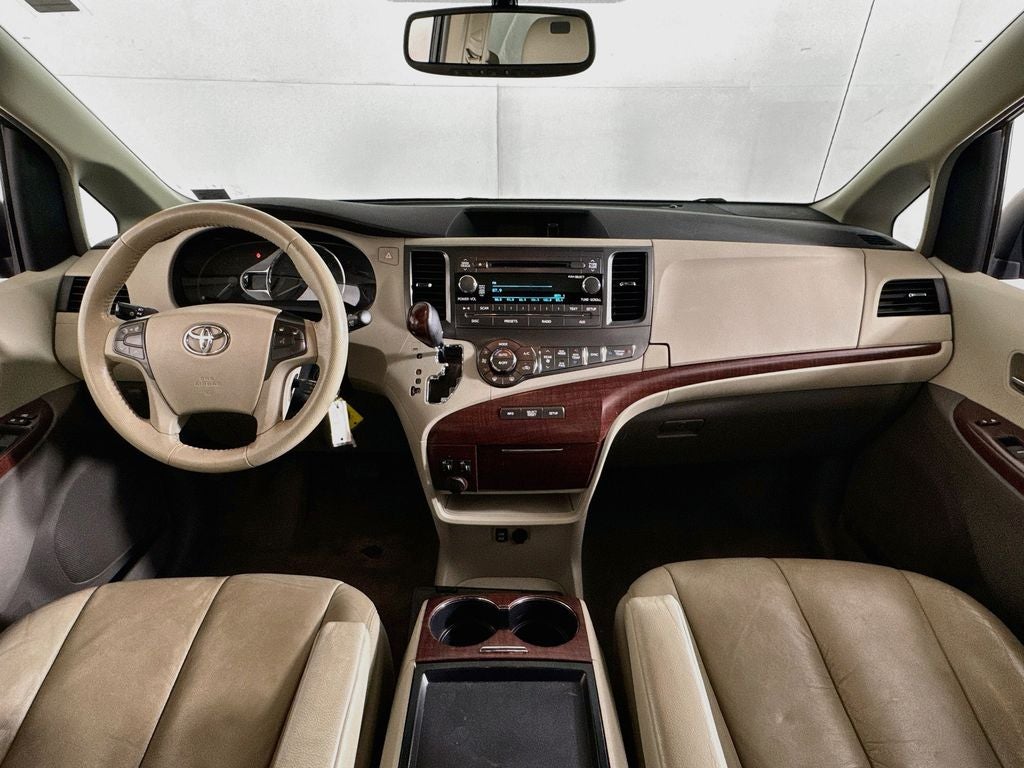 2011 Toyota Sienna XLE
