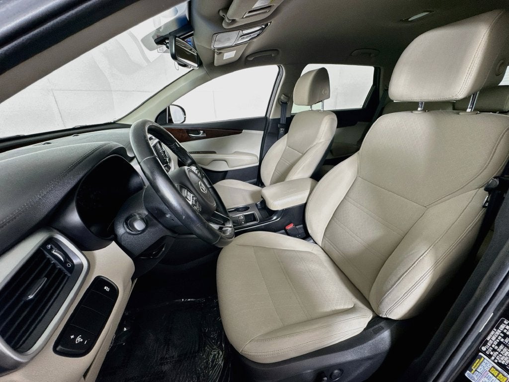 2017 Kia Sorento LX