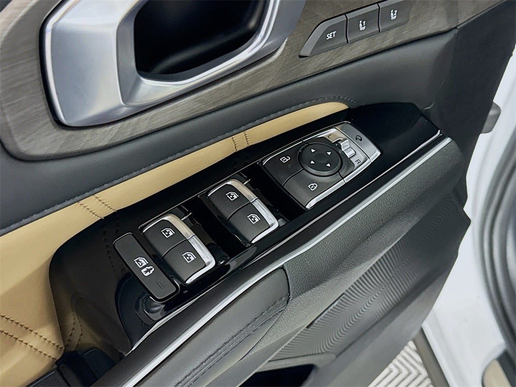2025 Kia Sorento X-Line SX Prestige