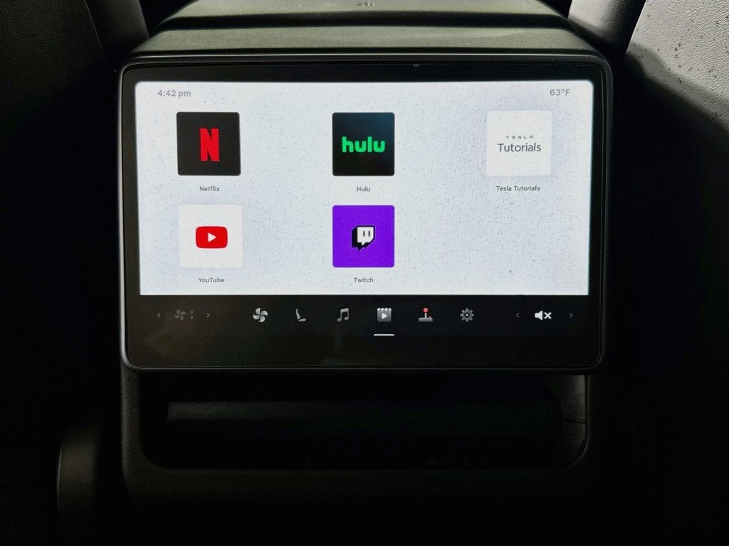 2026 Tesla Model Y Long Range AWD-Electric Dual Motor's