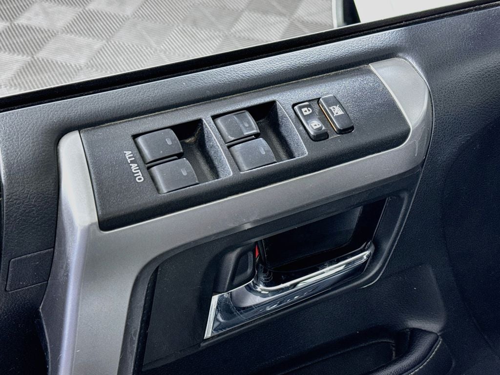 2020 Toyota 4Runner SR5 4WD