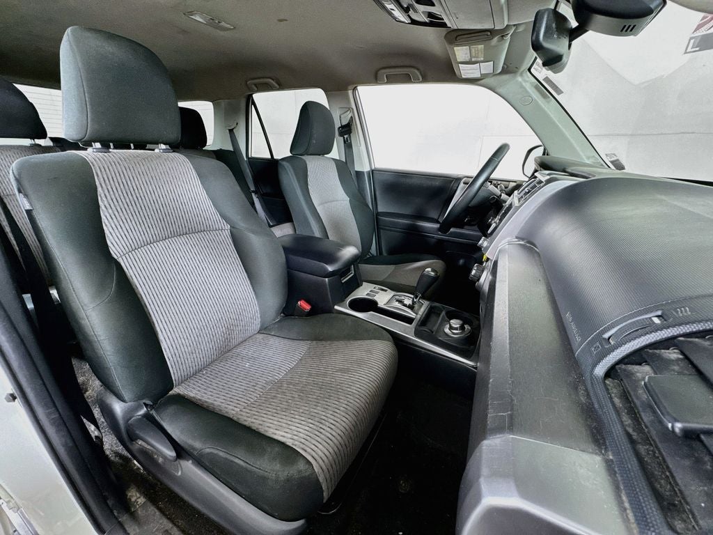 2020 Toyota 4Runner SR5 4WD