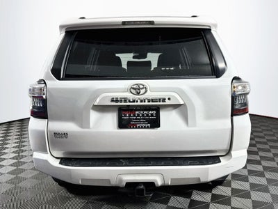 2020 Toyota 4Runner SR5 4WD