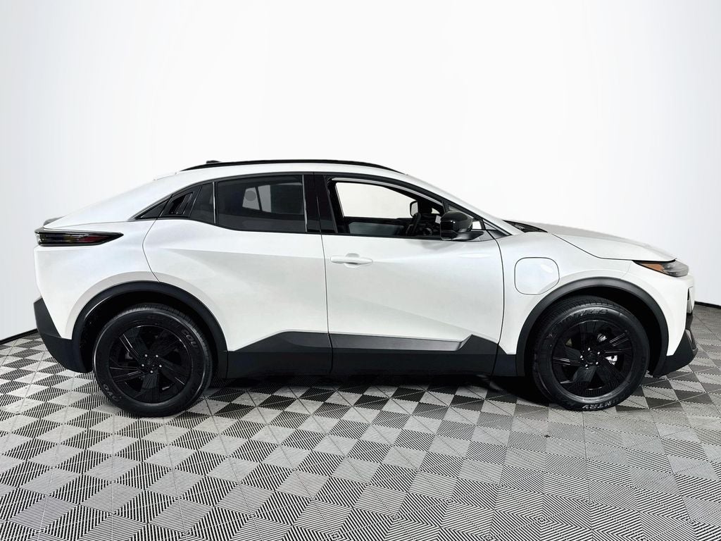 2026 Subaru Uncharted Sport