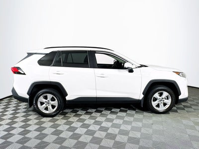 2019 Toyota RAV4 XLE Preferred Owners Prtfolio