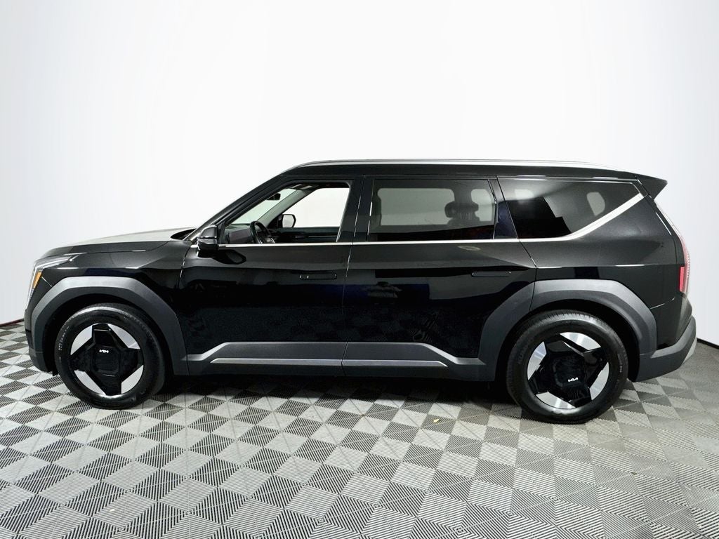 2024 Kia EV9 Wind