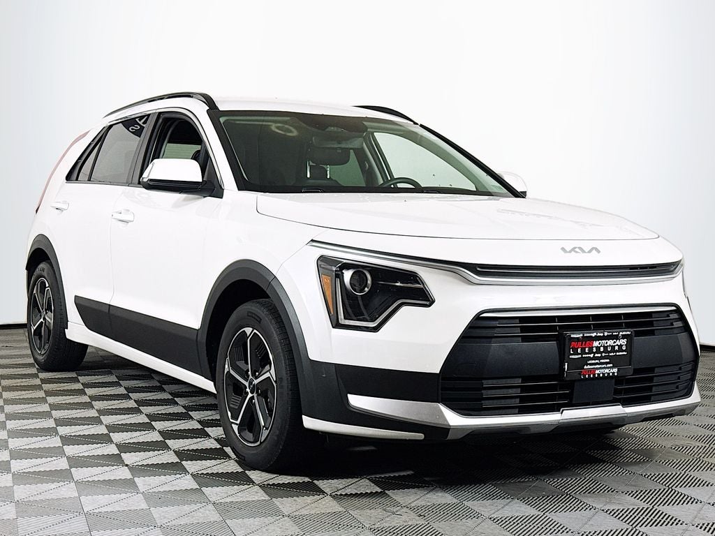 2023 Kia Niro EX