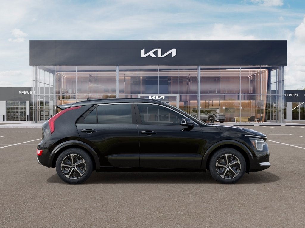 2025 Kia Niro SX