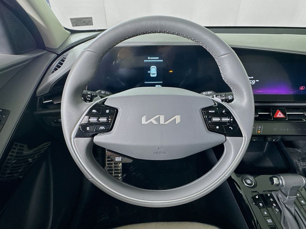 2025 Kia Niro SX Touring
