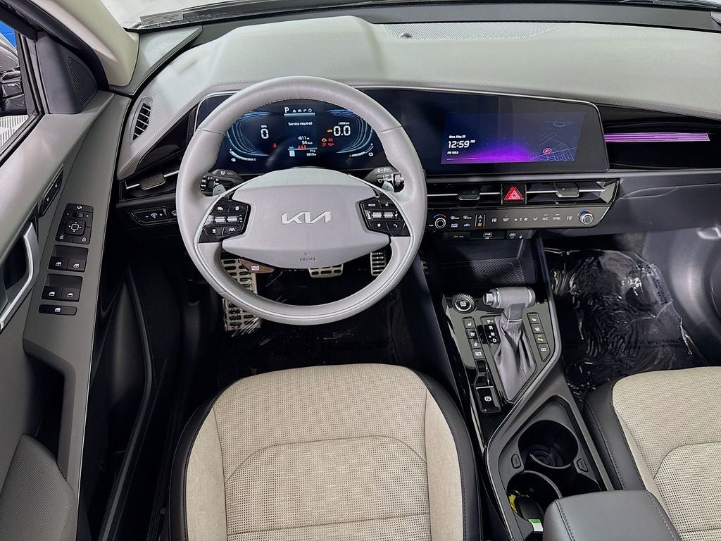 2025 Kia Niro SX Touring
