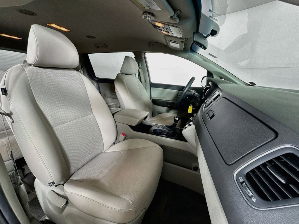 2017 Kia Sedona LX 4Dr Mini Van