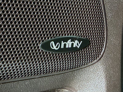 2016 Kia Sedona SXL W/MOBILITY SCOOTER LIFT