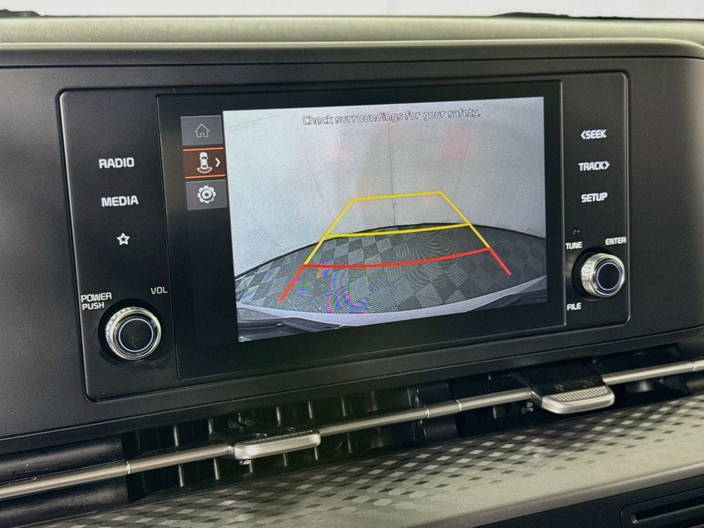 2023 Kia Carnival MPV LX
