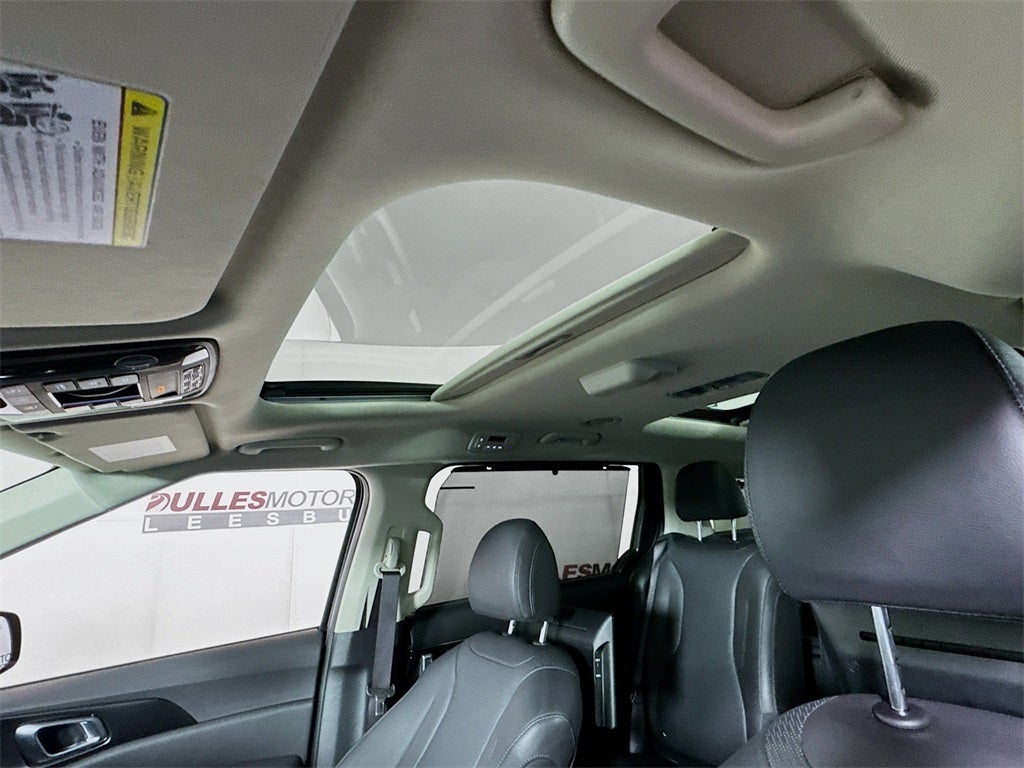 2025 Kia Carnival MPV SX Prestige