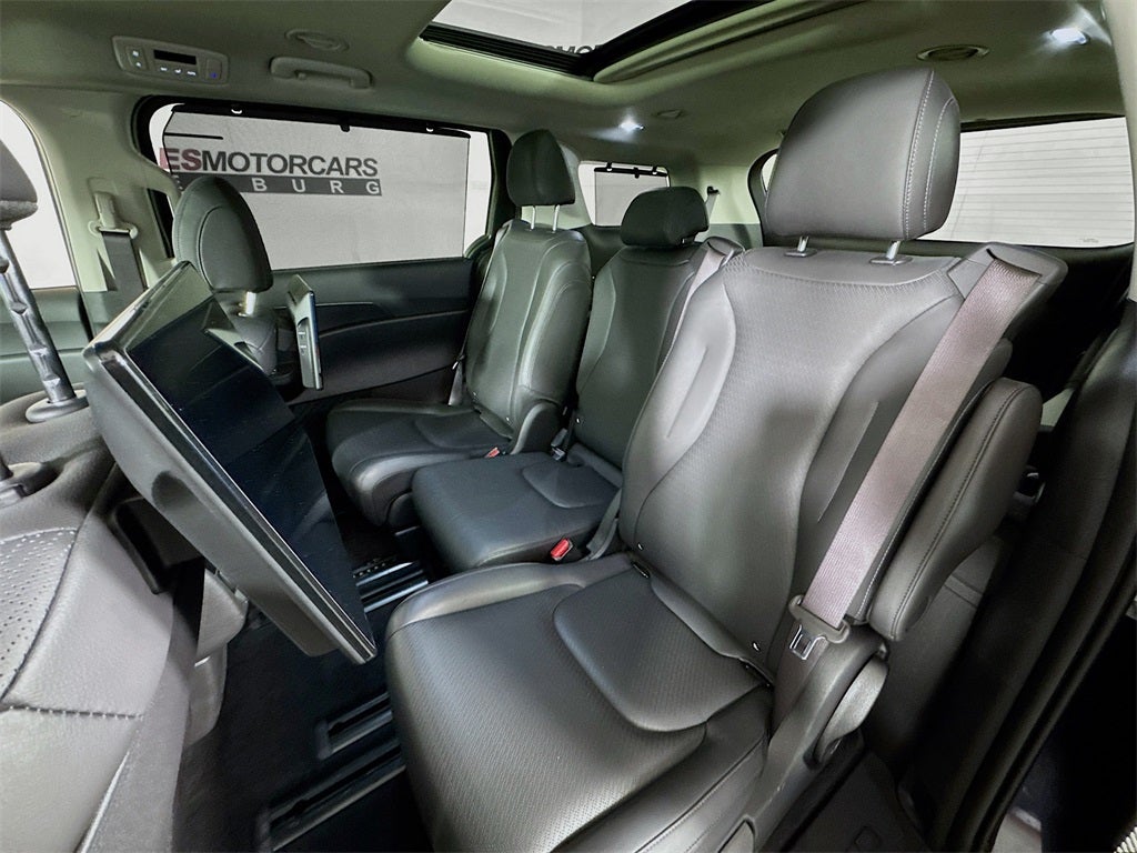 2025 Kia Carnival MPV SX Prestige