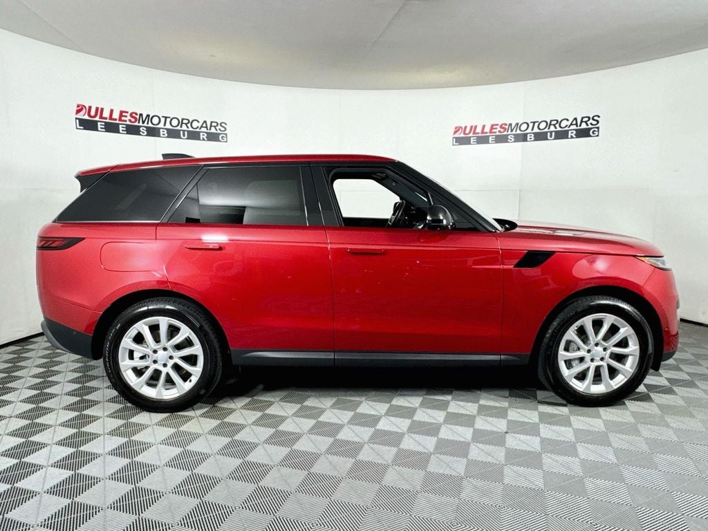 2025 Land Rover Range Rover Sport SE