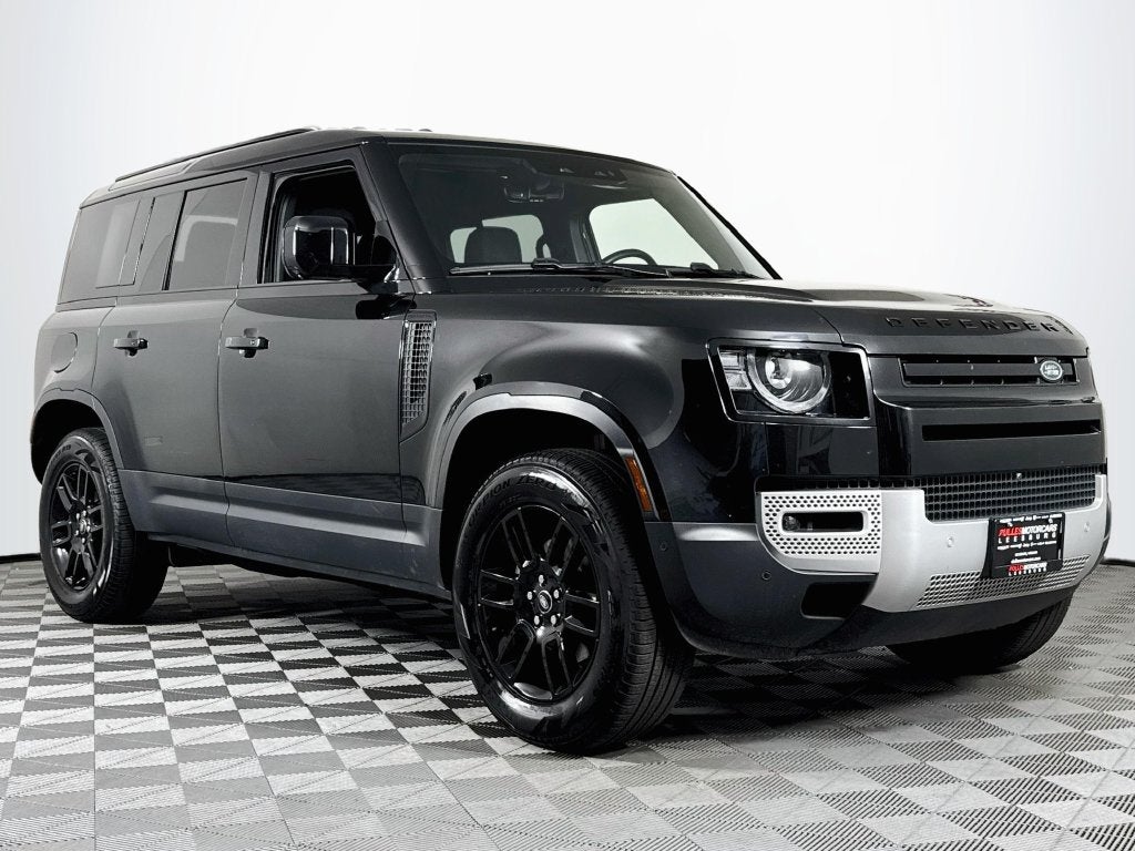 2025 Land Rover Defender S P300