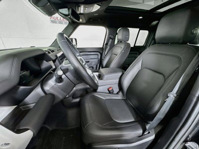 2025 Land Rover Defender S P300