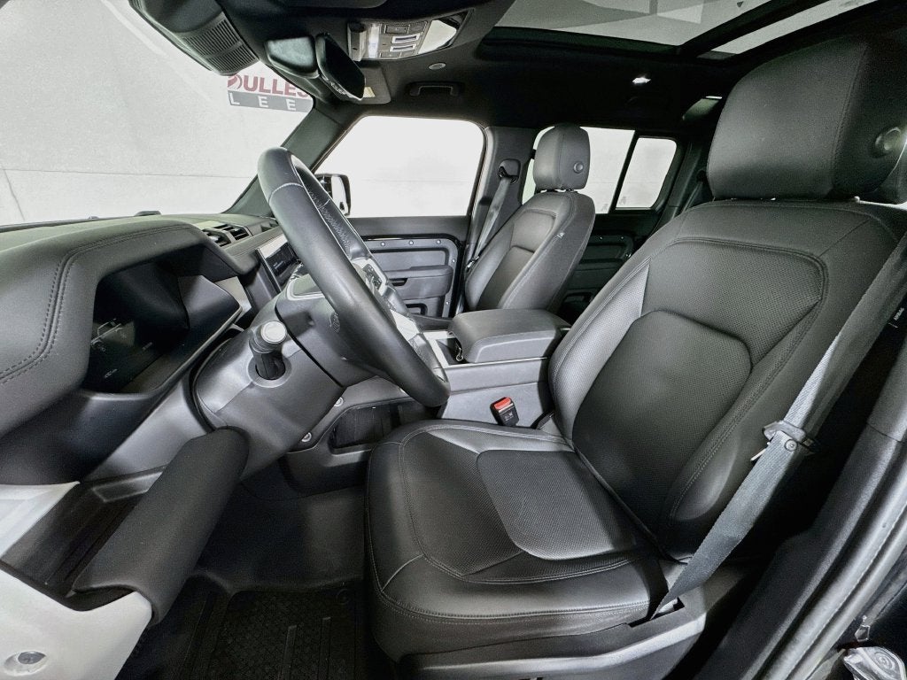2025 Land Rover Defender S P300