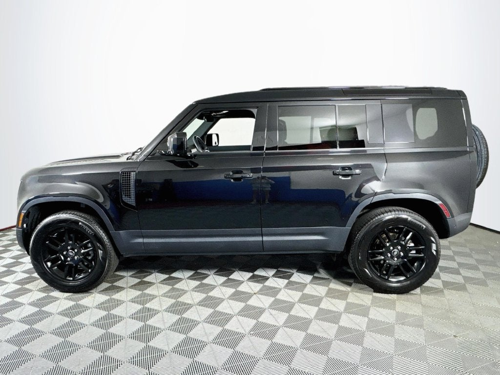 2025 Land Rover Defender S P300