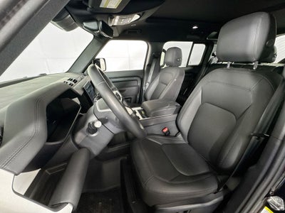 2025 Land Rover Defender 110 P300