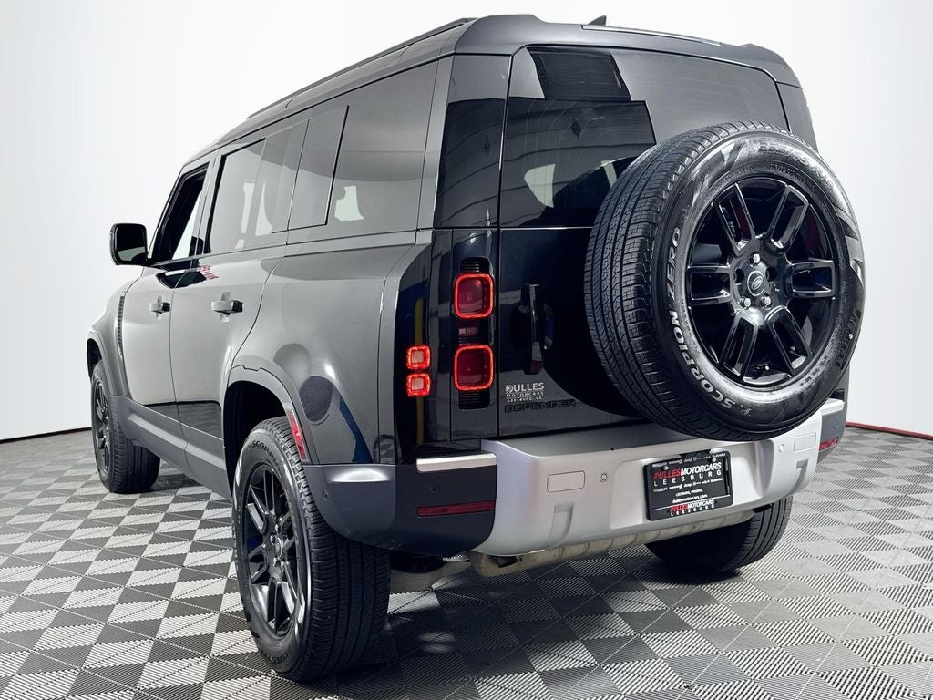 2025 Land Rover Defender 110 P300
