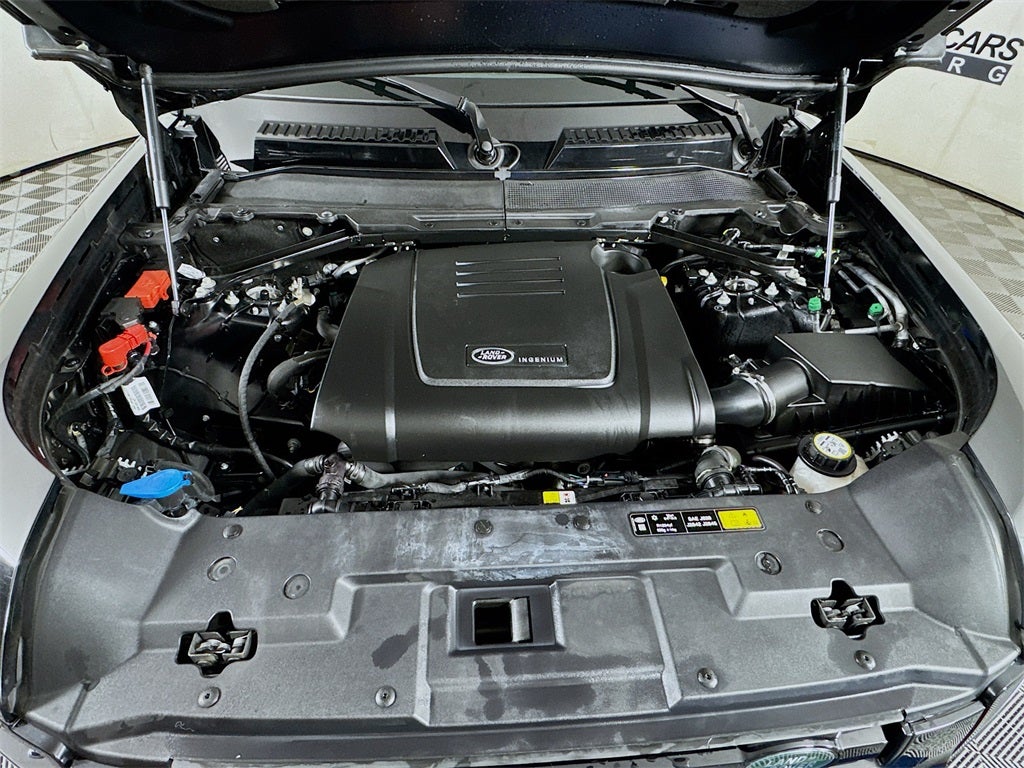 2025 Land Rover Defender S