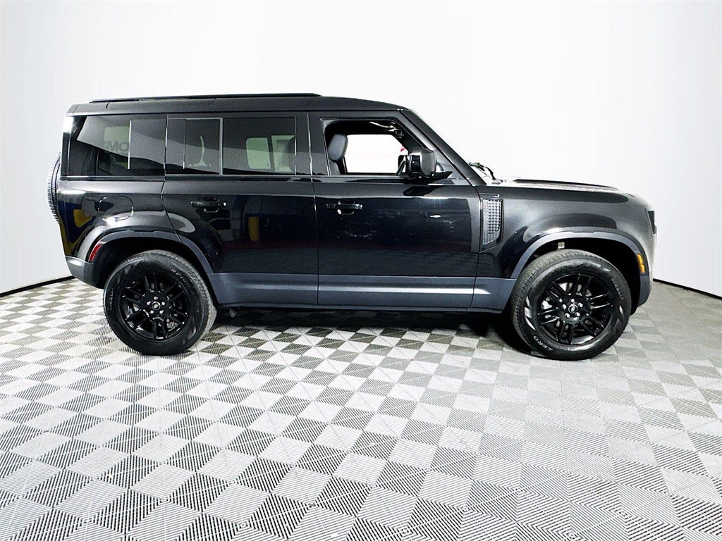 2025 Land Rover Defender S